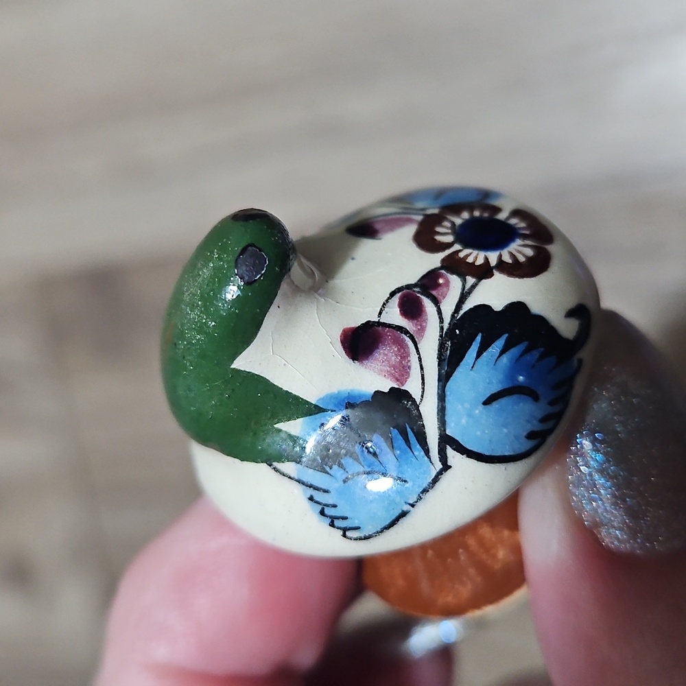 Vintage Mexican Tonala Ceramic Glazed Koi Fish Toucan Frog On Mushroom Figurines - Picture 13 of 16